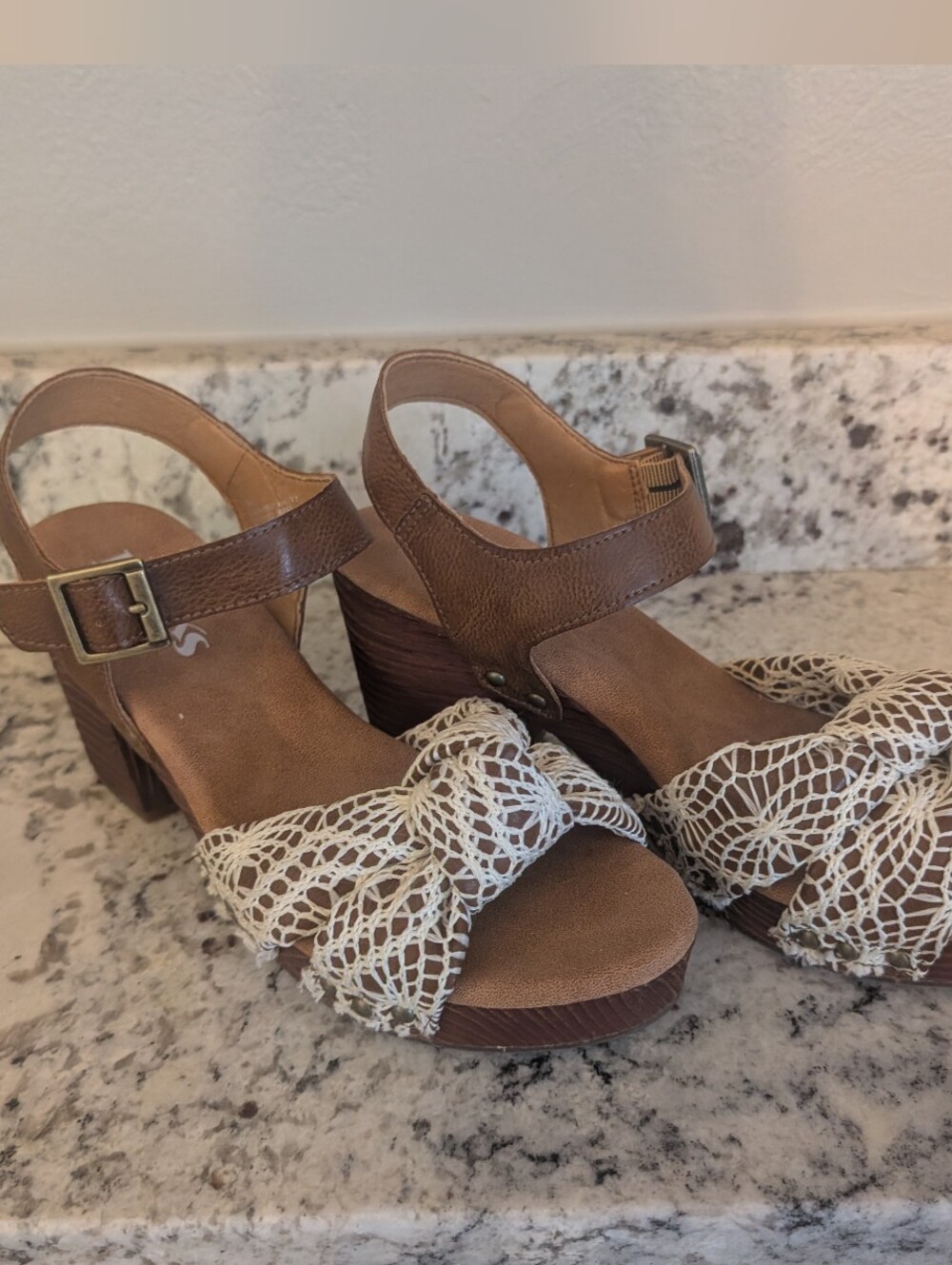 KORKS Natalia Knotted Platform Heeled Sandals Tan/Cream Crochet Size 9